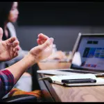 Come i Paesi stanno rispondendo al fenomeno dei nomadi digitali