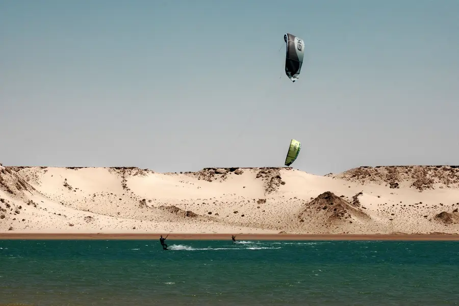 Dakhla Marocco: oceano, vento e avventura sahariana