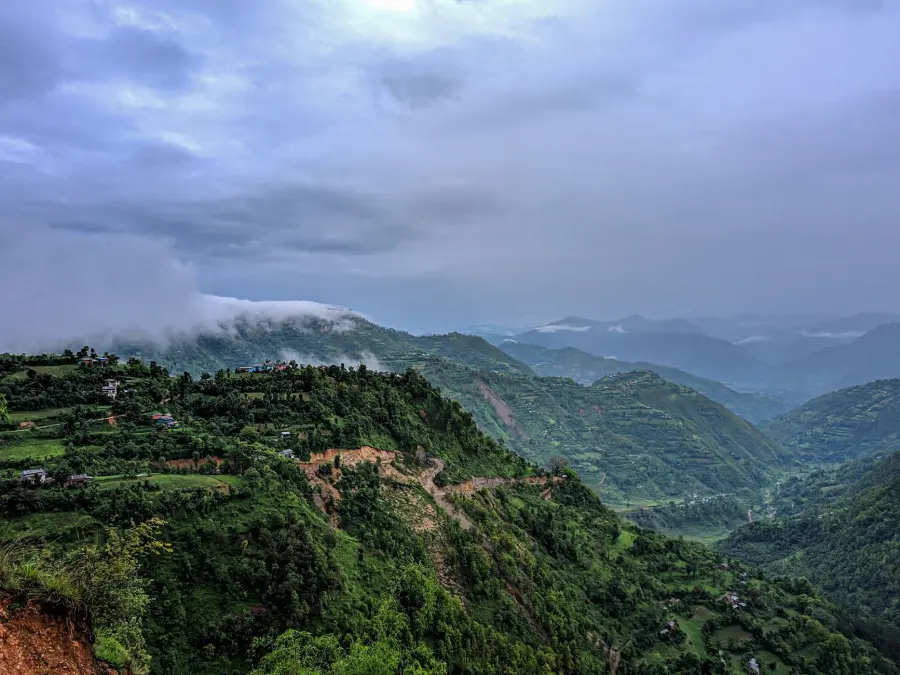 Nepal Trekking: valli remote oltre l'Everest