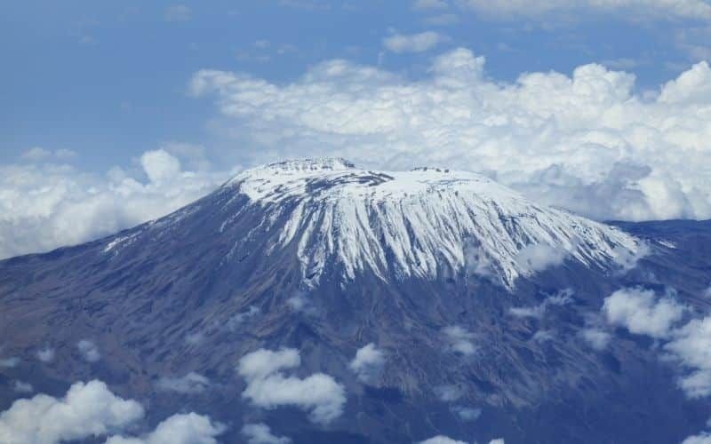 monte kilimanjaro foto