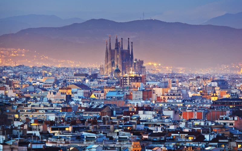 foto di Barcellona al tramonto
